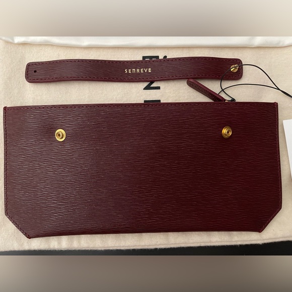 SENREVE - Bracelet Pouch - Mimosa: Bordeaux - Picture 4 of 11